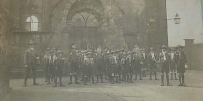 Scout School at Brook St, The Groves 1914