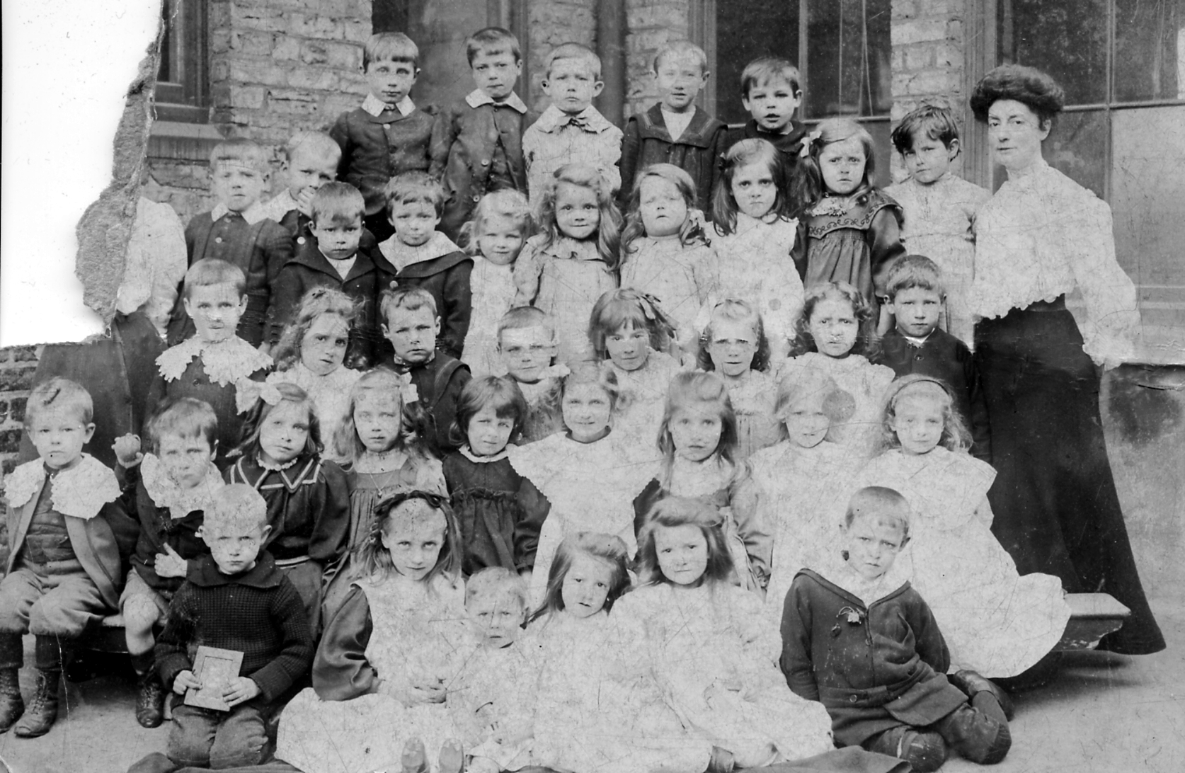 Scarcroft School class c1904 or 1905