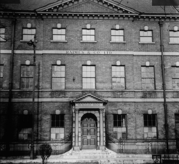 2991 Micklegate House Raimes signage